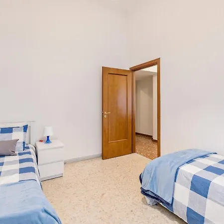 Apartamento Lovely 2 Bed Flat In San Giovanni *